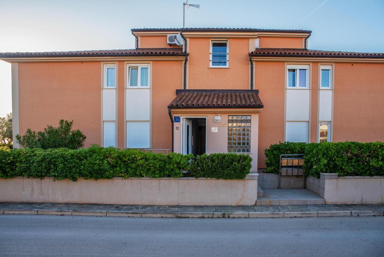 Apartman Maksim Banjole Zewnętrze zdjęcie